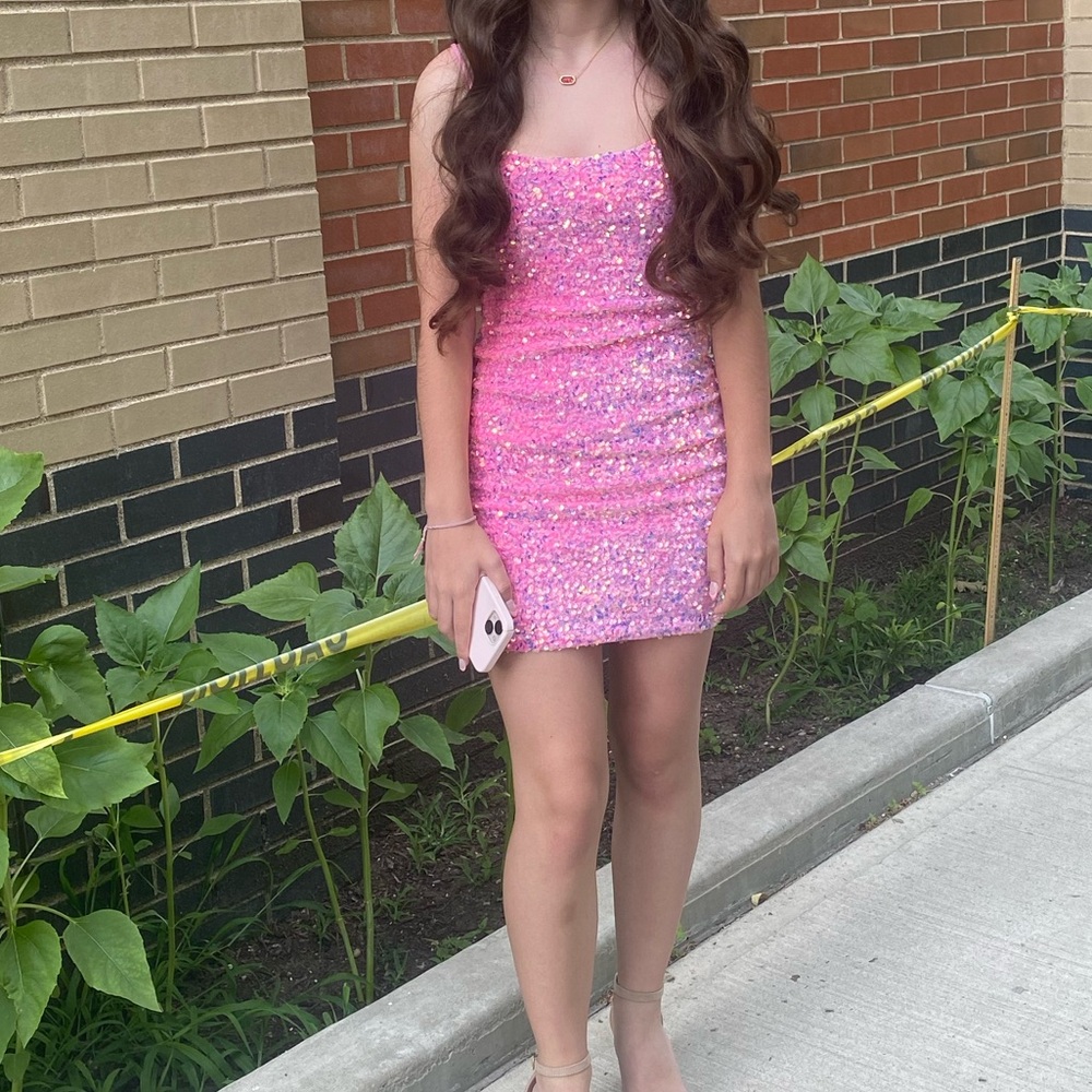 Mini sequin dresse - Picture 2 of 5